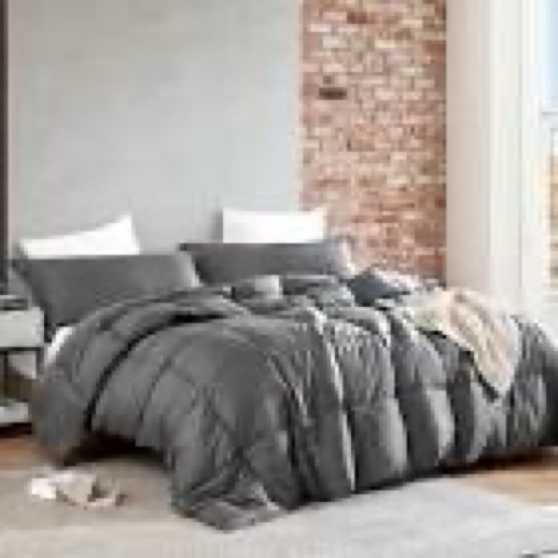 Condition photo showing Good Condition for larhe gray blanket and pillow cases
