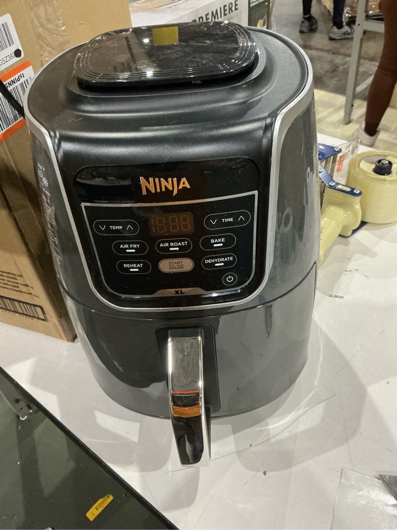 Condition photo showing Good Condition for ninja | xl single basket air fryer | 5.5 qt capacity fits 3lbs of wings | 5-in-1air fry, roast, bake,reheat & dehydrate |dishwasher safe parts & recipe guide | grey |af150amz 5.5 qt xl