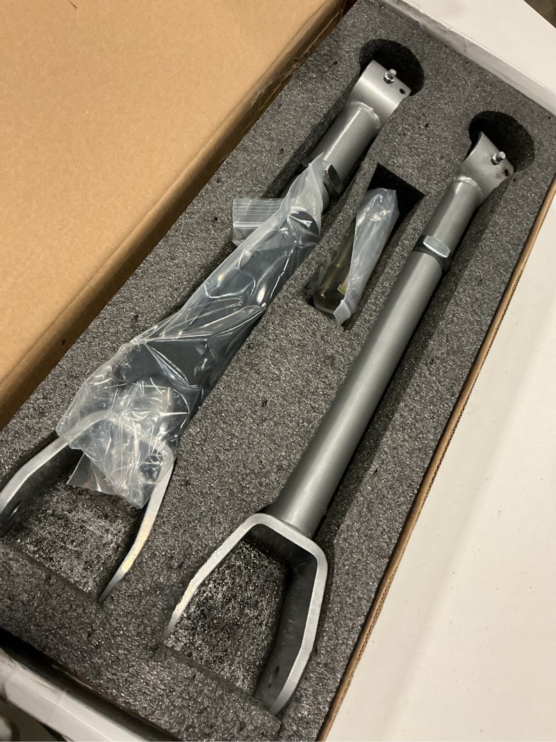 Condition photo showing Good Condition for aru re3780 front upper super-flex control arms compatible with jeep wrangler tj 1997-2006, cherokee xj 1984-2001, grand cherokee zj 1993-1998, comanche mj 1987-1992