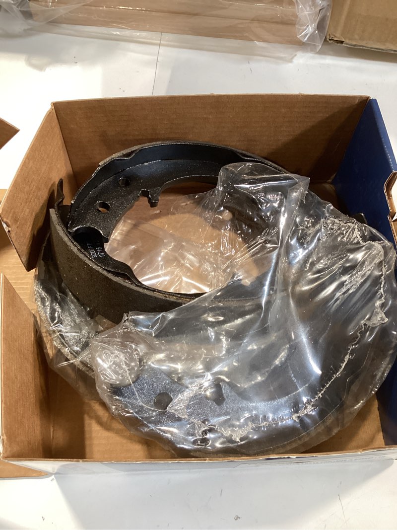 bosch automotive bs794 blue parking brake shoe set - compatible with select saab 9-2x; subaru forester, impreza, legacy, svx