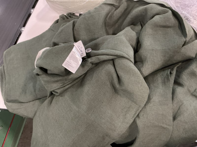 Condition photo showing As Is for quince european linen duvet cover pine king/cal king, 1 piece