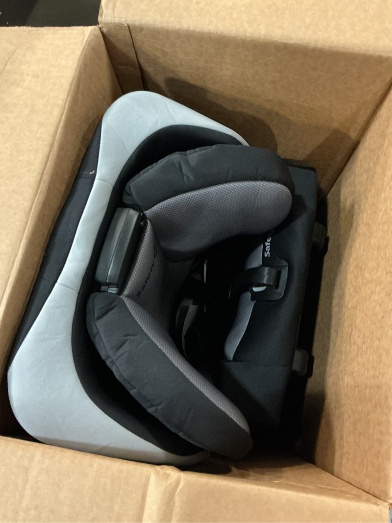 Condition photo showing Good Condition for safety 1st boost-and-go 3-in-1 harness booster car seat, high street