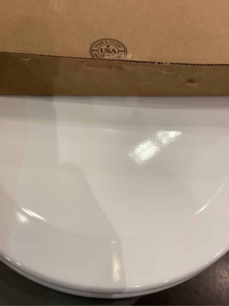 Condition photo showing Good Condition for BEMIS TOILET SEAT 