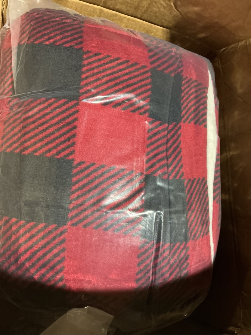 Condition photo showing Good Condition for Amazon Basics 3 Piece Bedding Set, Micromink Sherpa, Ultra-Soft, Warm All Season Comforter, Full/Queen, Red Buffalo Plaid Red Buffalo Plaid Full/Queen