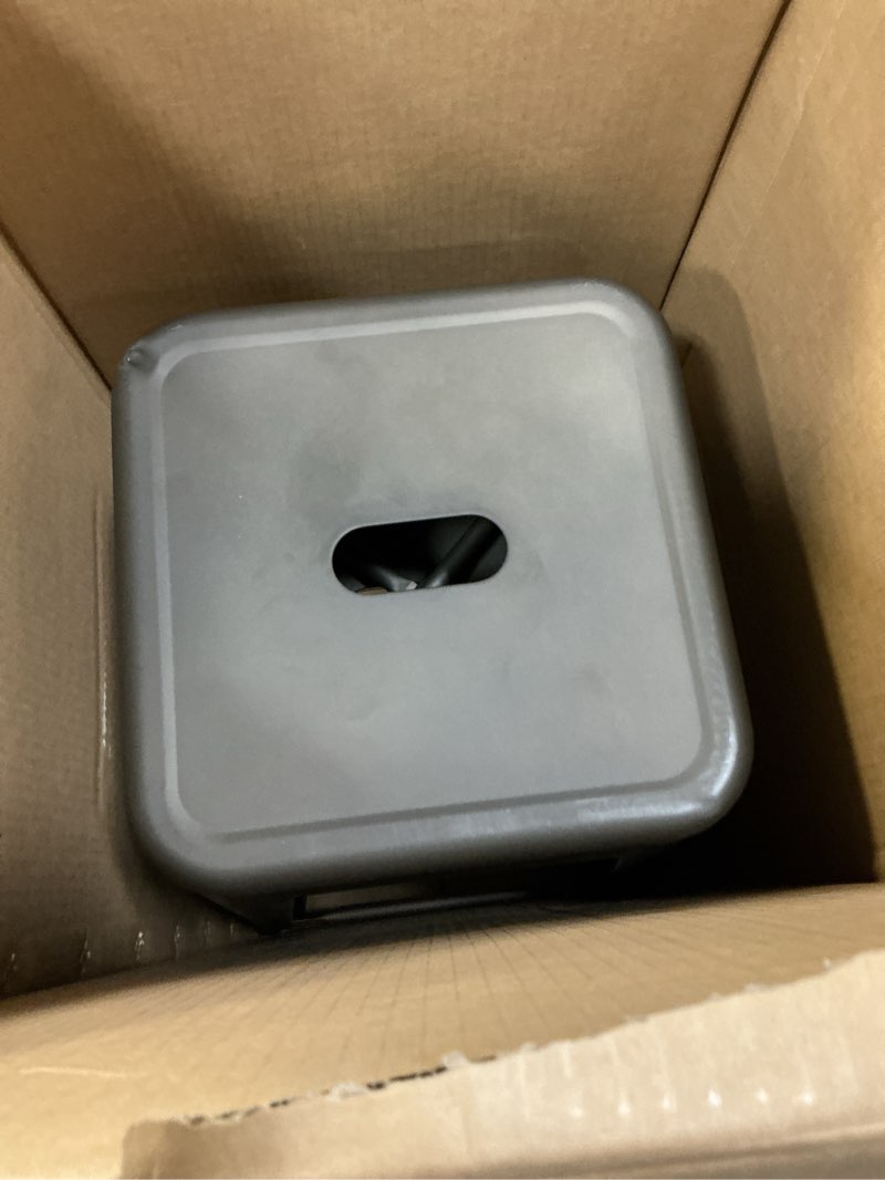 Condition photo showing Good Condition for (  incomplete ) ( only 2) new 30\\\" bronze metal frame tolix style bar stools chair, set of 4