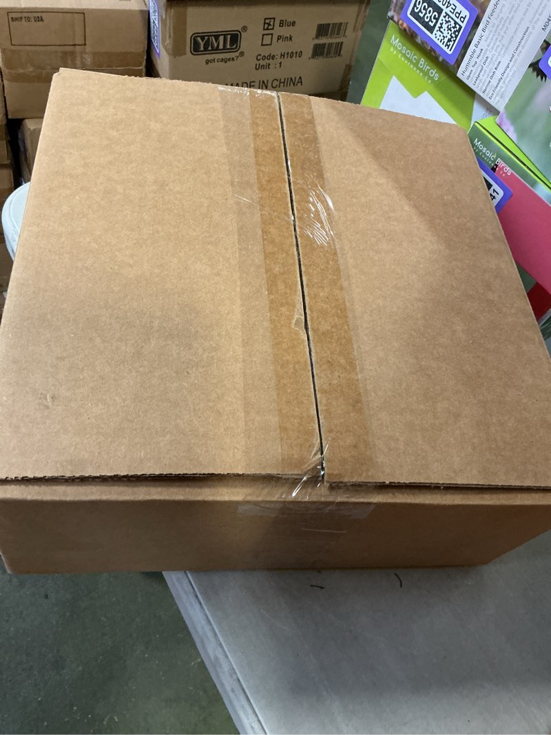 Condition photo showing New/Like New for Couronne Co. COURM34920001 12 inch Daisy Birdbath Lime