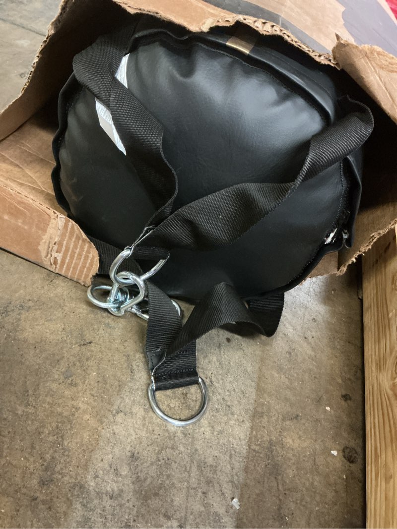 Condition photo showing Good Condition for Everlast Elite Punching Bag – Hanging Heavy Bag for Adults with Dual Strap System | Durable Boxing Bag for Boxing, MMA, Muay Thai, Home Gym Training Black & Gold with Hanger 80 LB