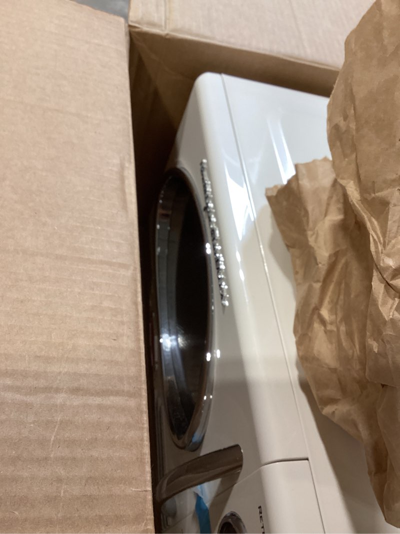 Condition photo showing Good Condition for nostalgia retro countertop microwave oven - large 800-watt - 0.9 cu ft - 12 pre-programmed cooking settings - digital clock - kitchen appliances - ivory retro classic 0.9 cu. ft. ivory