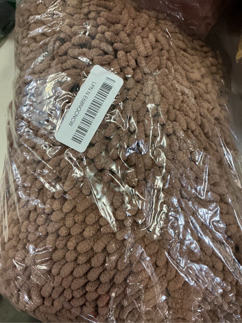 Condition photo showing Good Condition for olanly bathroom rugs 32x20, extra soft absorbent chenille bath rugs, rubber backing quick dry, machine washable bath mats for bathroom floor, tub and shower, home decor accessories, mocha 32" x 20" mocha