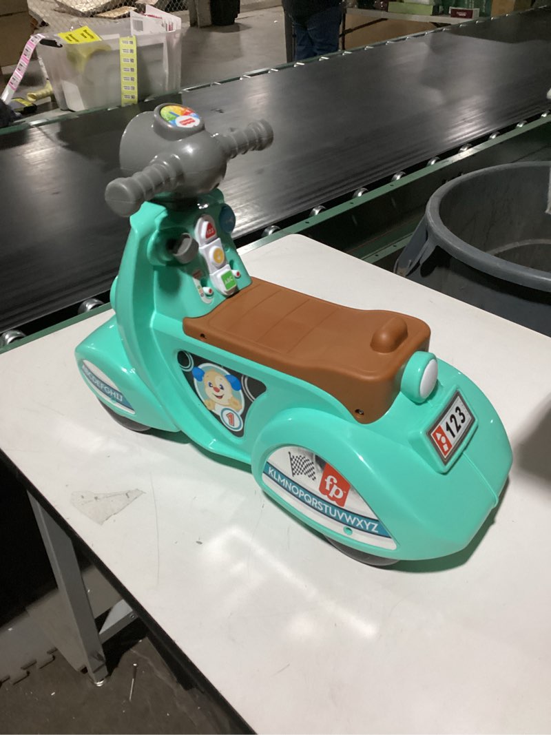 fisher-price toddler ride-on toy laugh & learn smart stages cruise along scooter with lights music & learning for infants ages 1+ years (amazon exclusive)