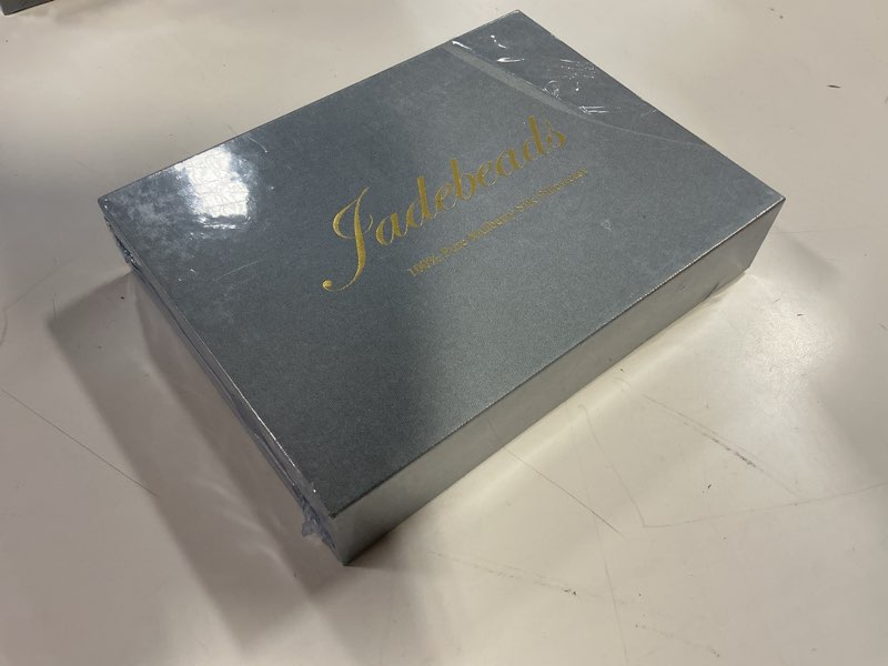 Condition photo showing New/Like New for Jadebeads 100% Pure Mulberry Silk 22Momme Luxurious Pillow Cases for Hair and Skin Champagne Silk Pillowcase with Zipper Silk Pillow Covers1 Pack for Gifts  Queen Silver Gray