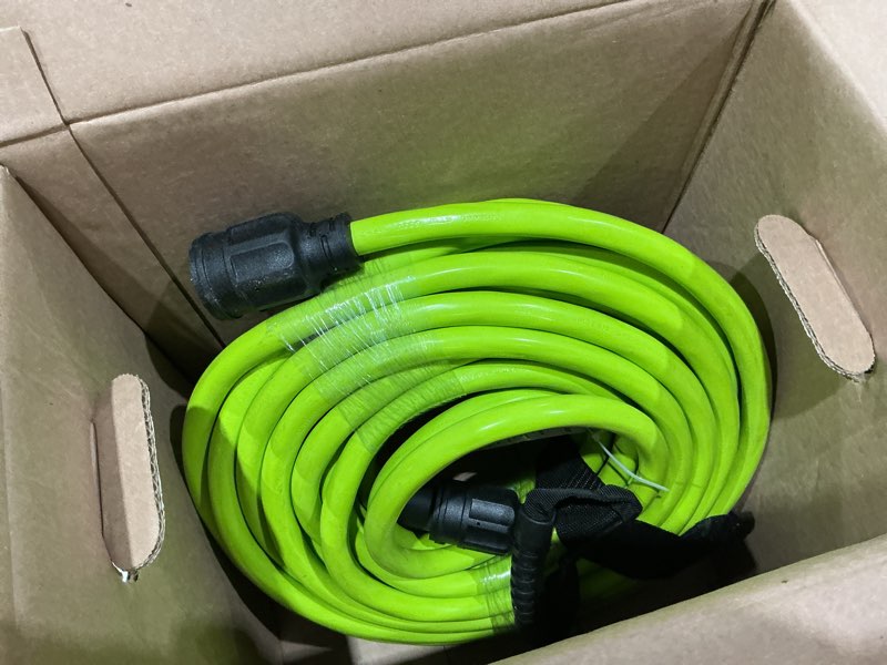 Condition photo showing New/Like New for flexzilla pressure washer hose 5/16" 50' m22 3100psi, zillagreen - hfzpw3550m-e 5/16 in x 50 ft 3100 psi