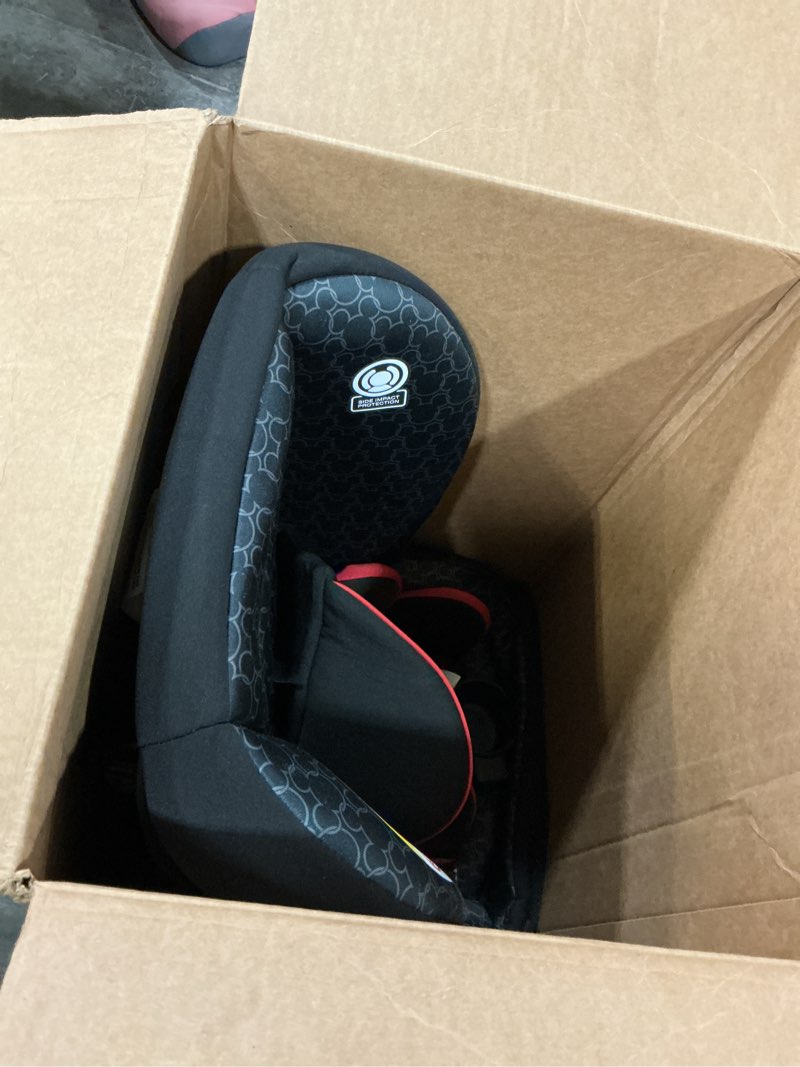 Condition photo showing Good Condition for disney baby jive convertible car seat - peeking mickey