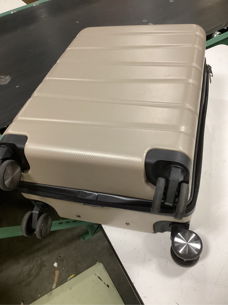 Condition photo showing Good Condition for skyline 8 wheel hardside spinner 20" carry on suitcase - oxford tan