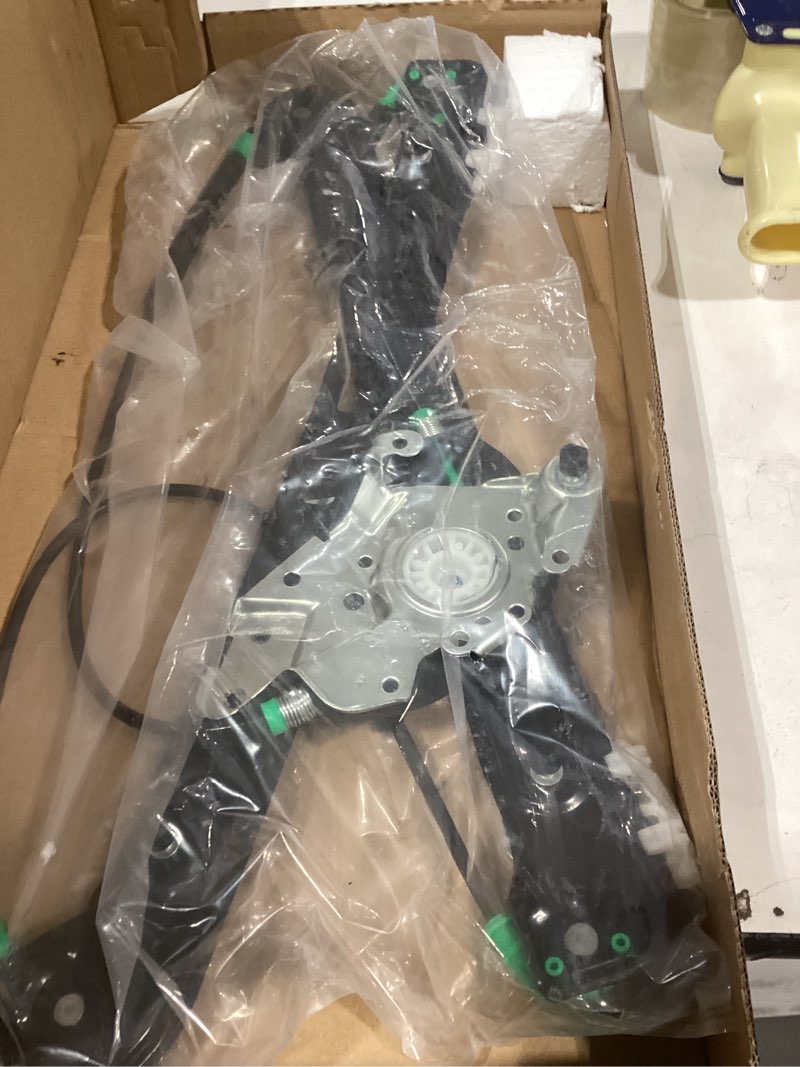 Condition photo showing Good Condition for yhtauto front driver side power window regulator without motor replacement for bmw e46 323i 325i 328i 330i 1999-2005 sedan/wagon