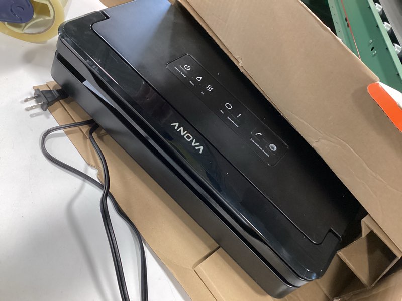 https://lotting-media.assets.bidfta.com/lotting_2cf19a73-5369-451a-b786-e4c3d0044af2