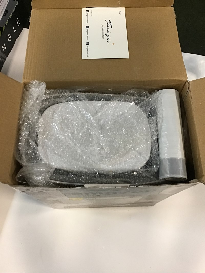 https://lotting-media.assets.bidfta.com/lotting_2cf68d43-3f6c-40eb-ac71-ad698cbd5b7f