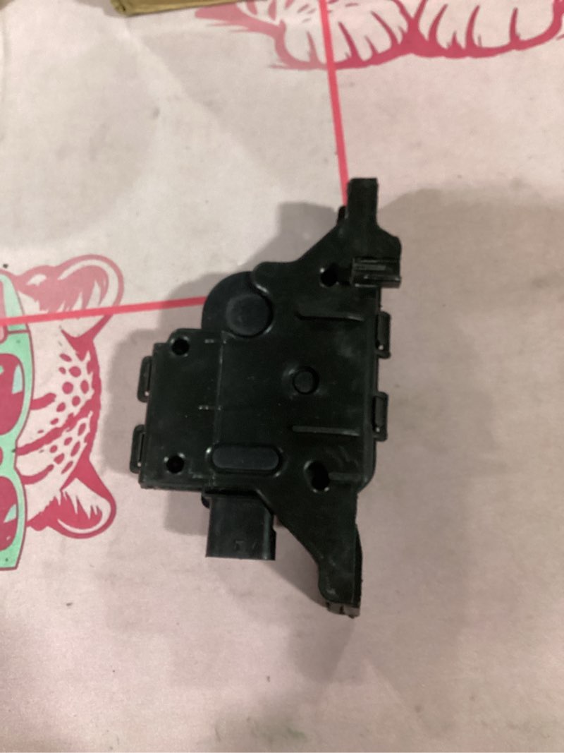 Condition photo showing Good Condition for active radiator grille shutter actuator motor compatible with 2013-2018 ram 1500 2019-2021 ram 1500 classic 3.0l 3.6l 4.7l 5.7l
