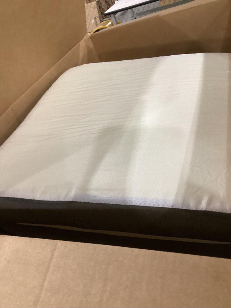 Condition photo showing Good Condition for Tri-Fold Memory Foam Mattress, 4 inch Single Folding with Washable Covers, Reversible Design, Foldable Topper for Travel&Guests,25"x75"x4" SZ04-Single