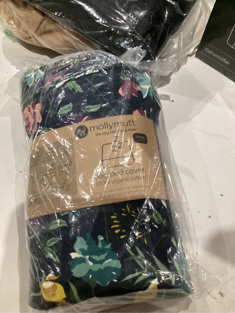Condition photo showing Good Condition for molly mutt friday morning dog bed duvet cover, gots-certified 100% organic cotton canvas cover for d