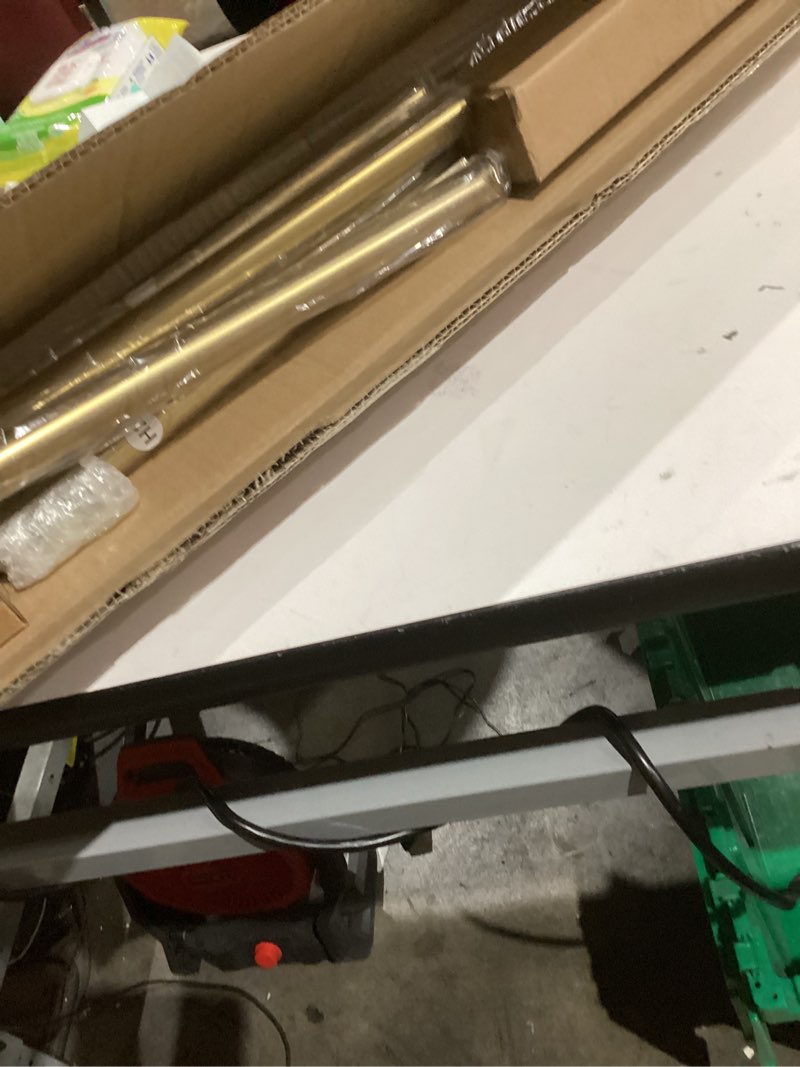 Condition photo showing New/Like New for Warm Gold Bay Window Curtain Rods with Aluminum End Cap Finials and Brackets,Adjustable 32-86 Inch Center Rod for windows (20-82’’), 32-58 Inch Side Rods for windows (20-54’’),1 Inch Diameter 32-58"&32-86"&32-58"(3 Sided) Warm Gold