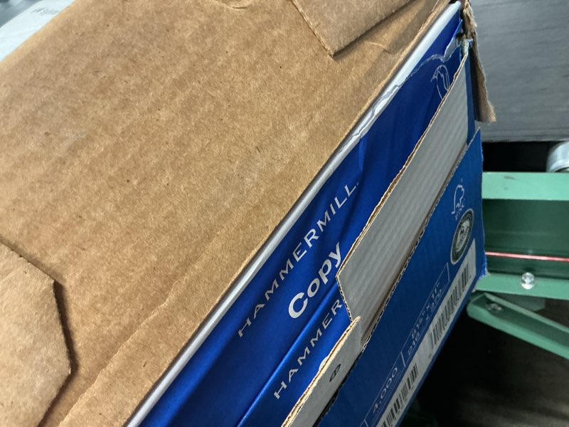 Condition photo showing Good Condition for hammermill printer paper, 20 lb copy paper, 8.5 x 11 - 8 ream (4,000 sheets) - 92 bright, made in the usa 8 ream | 8.5x11 | 4000 sheets letter (8.5 x 11)