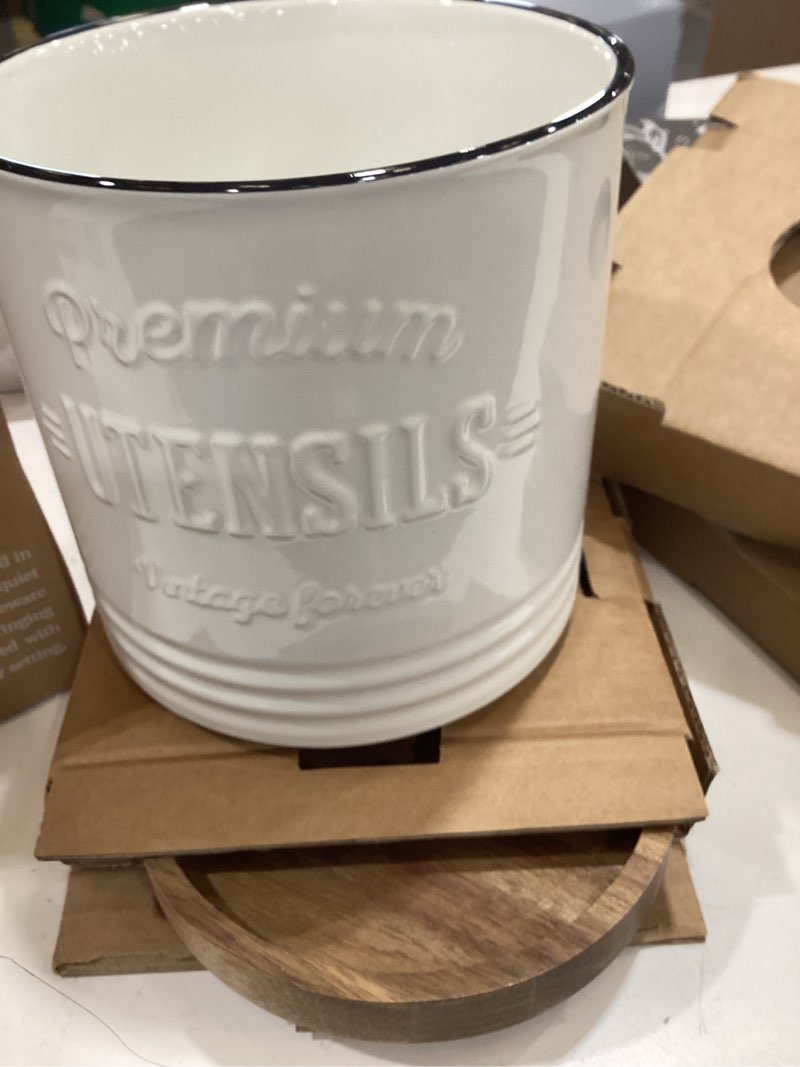 Condition photo showing Good Condition for dowan 360° rotating extra large cooking utensil holder, 7.6" kitchen utensil holder for countertop, utensil crock for farmhouse kitchen decor, ceramic stable utensil caddy, white text white text 7.6 inch