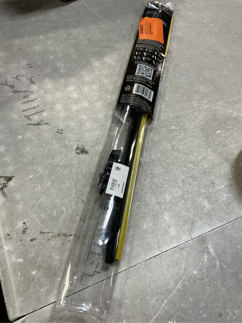 Condition photo showing Good Condition for Rain-X 830121 Silicone Endura Wiper Blades, 21 Inch Windshield Wipers (Pack of 1), Automotive Replacement Windshield Wiper Blades With Two Times Longer-Lasting Resilient Silicone Rubber Squeegee 21" Endura