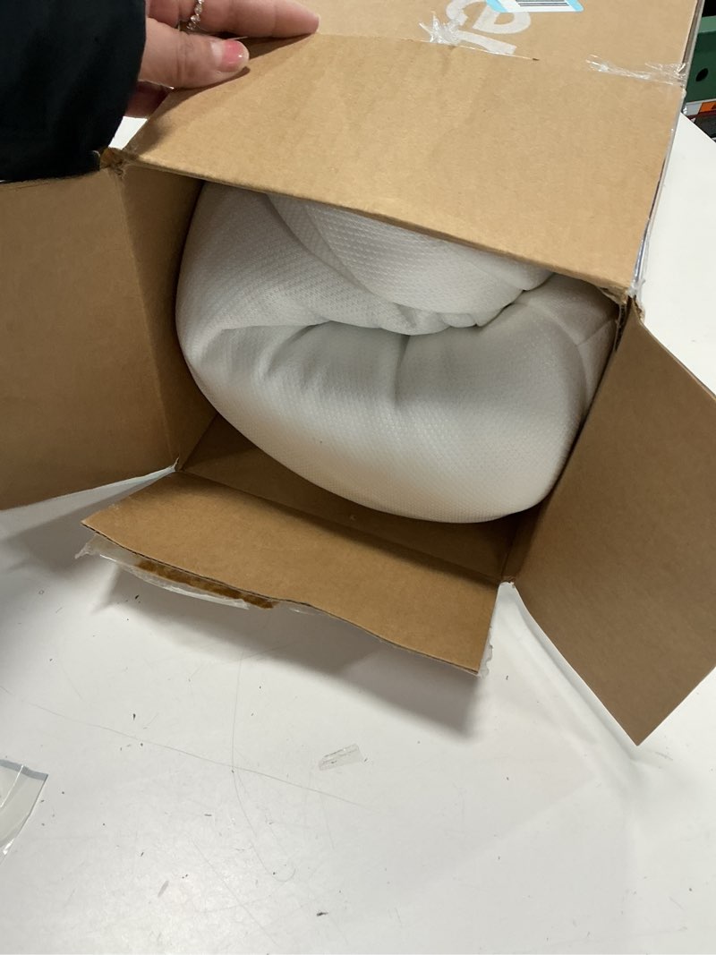 Condition photo showing Good Condition for Casper Sleep Essential Cooling Hybrid Pillow, Standard Size – Dual-Sided Foam & Down-Alternative Fill, Medium Feel, Cooling Cover, Supports Side Sleepers, Breathable & Pressure-Relieving Standard Essential Cooling Hybrid Pillow Single Pack