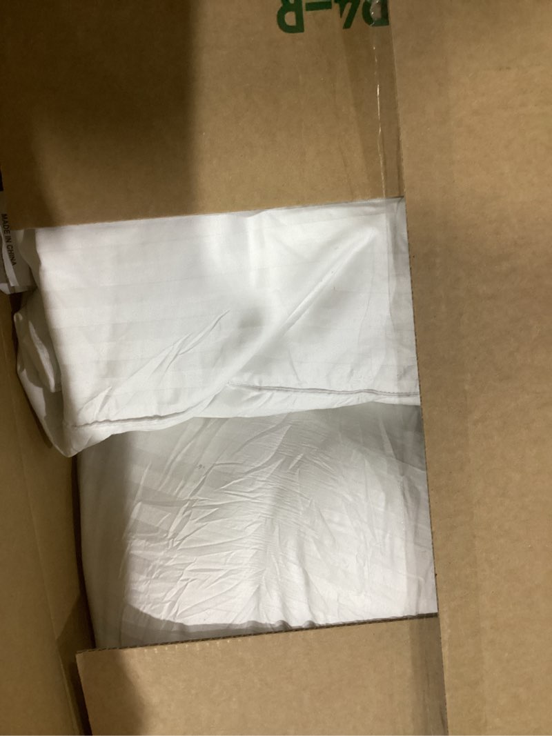 Condition photo showing Good Condition for COZSINOOR Goose Feather Pillows Queen Size Set of 2 - Hotel Down Bed Pillow for Sleeping, Soft 600 TC Cotton Cover, Fluffy Support Surround Fill Down Alternative for Back, Stomach, Side Sleepers