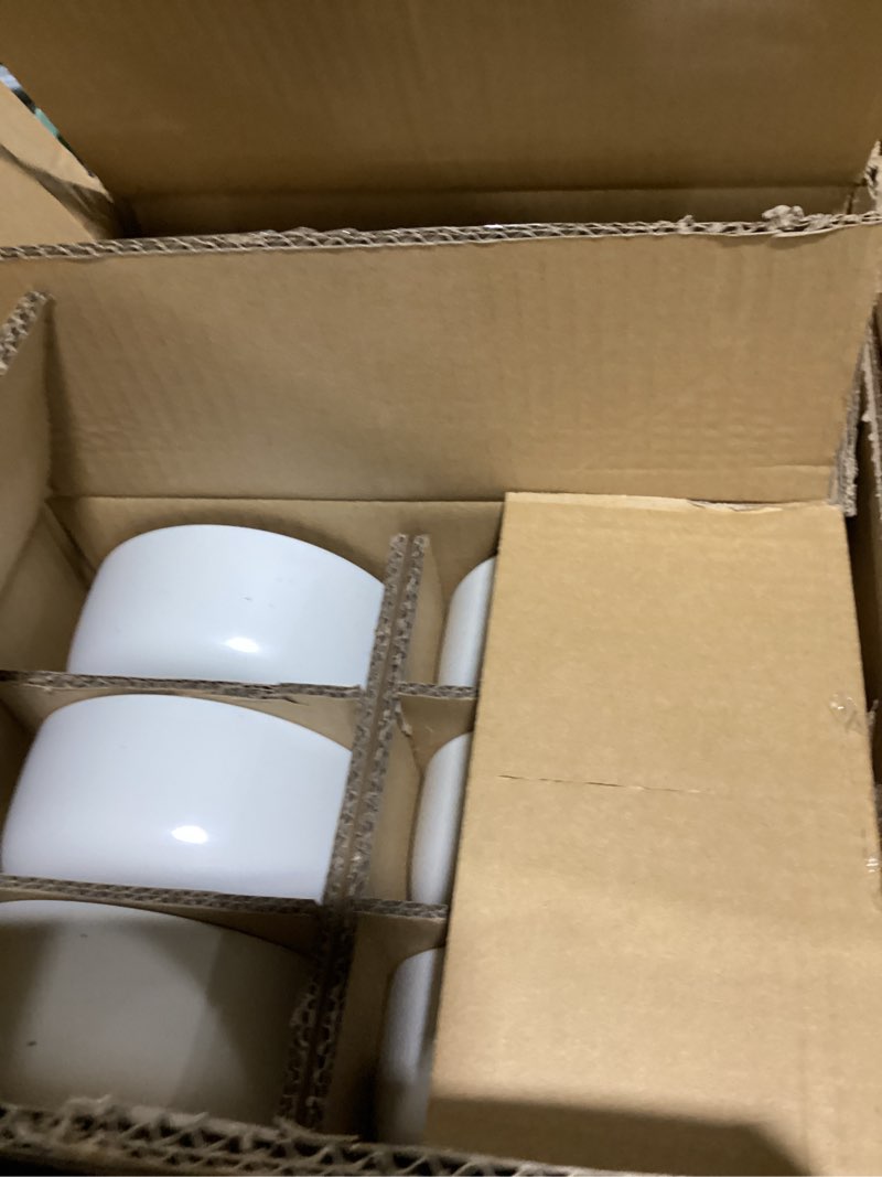 Condition photo showing New/Like New for LERATIO Ceramic Dinnerware Sets for 8,Porcelain Plates and Bowls Sets with Wavy Edge, Oven &Microwave & Dishwasher &Safe,Light Weight & Scratch Resistant Dishes Sets-Service for 8 (24pcs) Peal White Service for 8 ?24pcs? Modern-Peal White