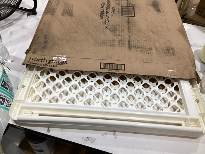 Condition photo showing Good Condition for toddleroo by north states 42” wide supergate ergo baby gate, made in usa: for doorways or stairways. includes wall cups. pressure or hardware mount. 26” - 42” wide (26" tall, ivory) (b0065adp4c)