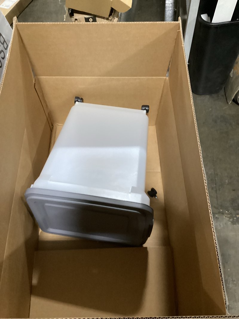 Condition photo showing Good Condition for IRIS USA Dog Food Storage Container 40 lbs, Attachable Wheels, & Included Scoop, for Dog Cat Birds and other Pets, Food Storage Bin, Keep Fresh, Easy Mobility, BPA Free - Made in the USA, Dark Gray Clear/Dark Gray 42 lbs