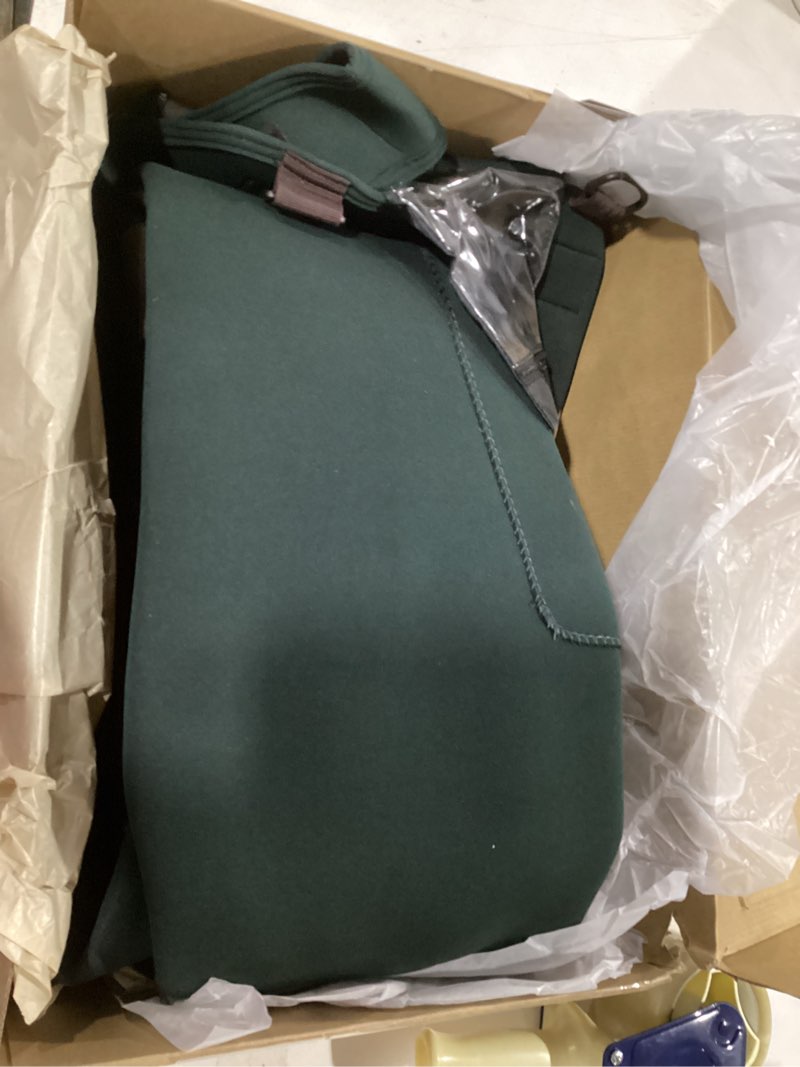 Condition photo showing Good Condition for FROGG TOGGS Men's Amphib Bootfoot Neoprene Chest Wader