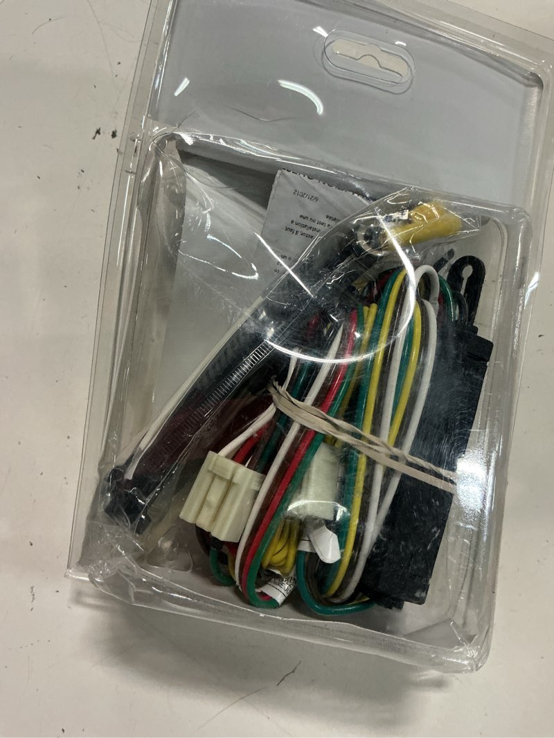 Condition photo showing New/Like New for waterwich 4-pin trailer wiring harness compatible with toyota prius 2004-2015 replacement for 56147 trailer hitch wiring harness for trailer lights connect