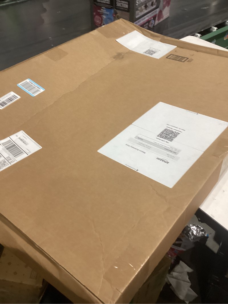 spotlight 1 ply trifold display board, 48" width x 36" height, green