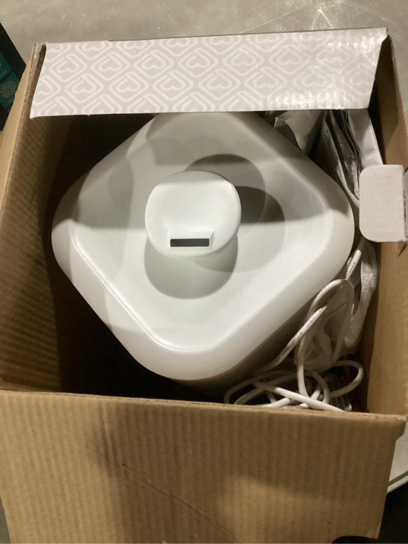 Condition photo showing Good Condition for safety 1st easy-fill cool mist humidifier, white