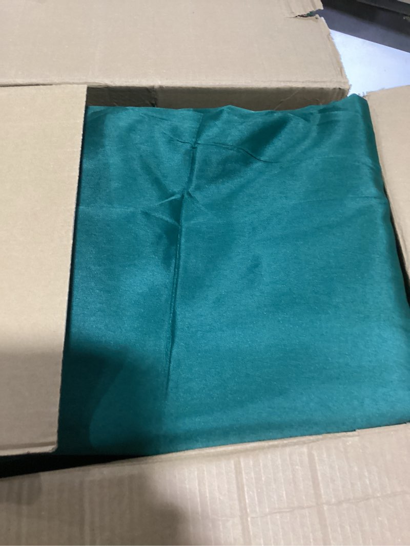 Condition photo showing Good Condition for 6-pack hunter green tablecloths for rectangle tables, 90 x 132 inches, stain-resistant polyester fabric for 8 foot tables - washable table covers for weddings, birthday parties, events hunter green 90x132 in, 6 pack