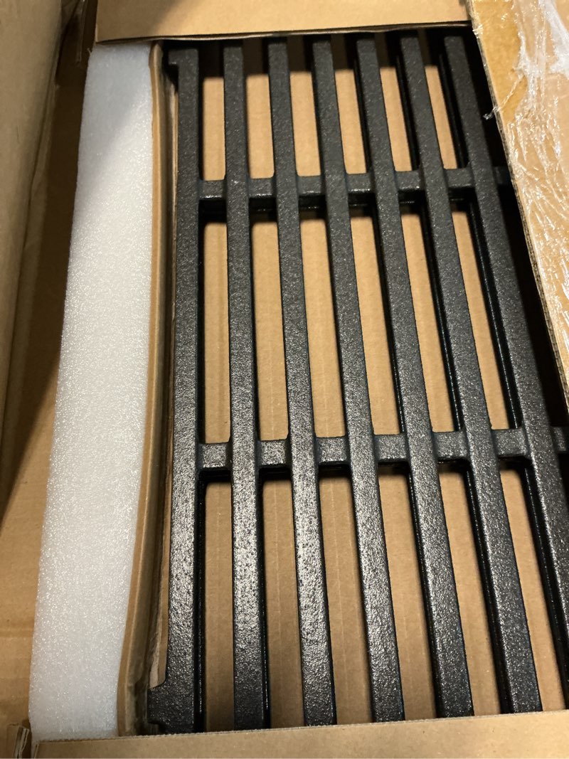 Condition photo showing Good Condition for 66095 66802 genesis ii grill grate replacement parts for weber genesis ii 300 series, weber genesis ii e-310 ii e-315 ii e-325 ii e-330 ii e-335 ii s-310 ii s-335 ii s-345 ii se-335 ii se-310 66805 18.75 x 26.5" grates for genesis ii 300 series