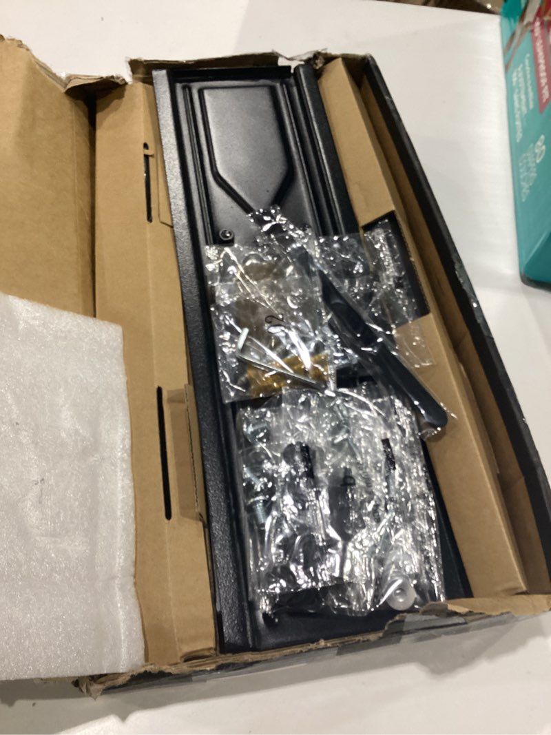 Condition photo showing Good Condition for usx mount swivel tv wall mount for 26-60 inch tvs up to 80 lbs, single articulating arm, full motion tv wall mount bracket with swivel and tilt, max vesa 400x400mm 26-60"