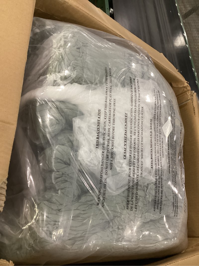 Condition photo showing New/Like New for maxyoyo convertible mattress for living room, dark green