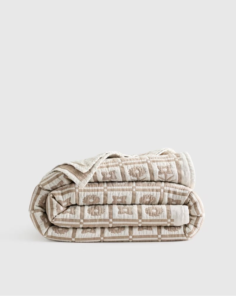 organic cotton jacquard floral coverlet color toffee - full/queen coverlet