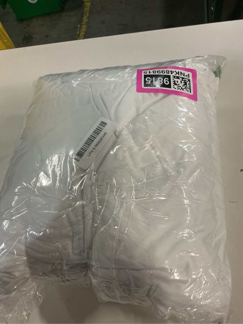 Condition photo showing Good Condition for amazon basics waterproof mattress protector, twin, white protector twin