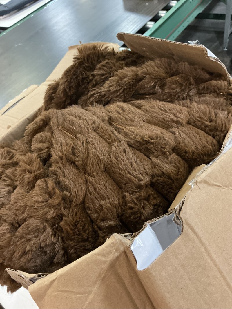 Condition photo showing Good Condition for heated blanket electric blanket heating, dual control soft ribbed faux fur electric blanket with 12 heat levels 12h timer etl fcc certified machine washable (camel, king size - 90" x 100") camel king size - 90" x 100"