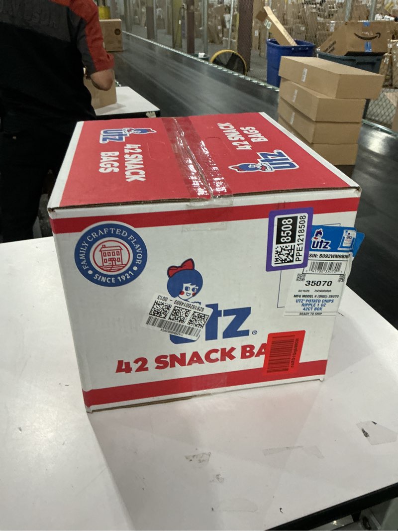 Condition photo showing New/Like New for Utz Ripples Original Crispy Chips Made from Fresh Potatoes, 42 Count, Crunchy Individual Snacks to Go, Gluten Free Snacks, brand is Utz, variation theme is Flavor that is Ripples Original, Size that is 42 Count (Pack of 1). Ripples Original 42 Ounce (Pack of 1)