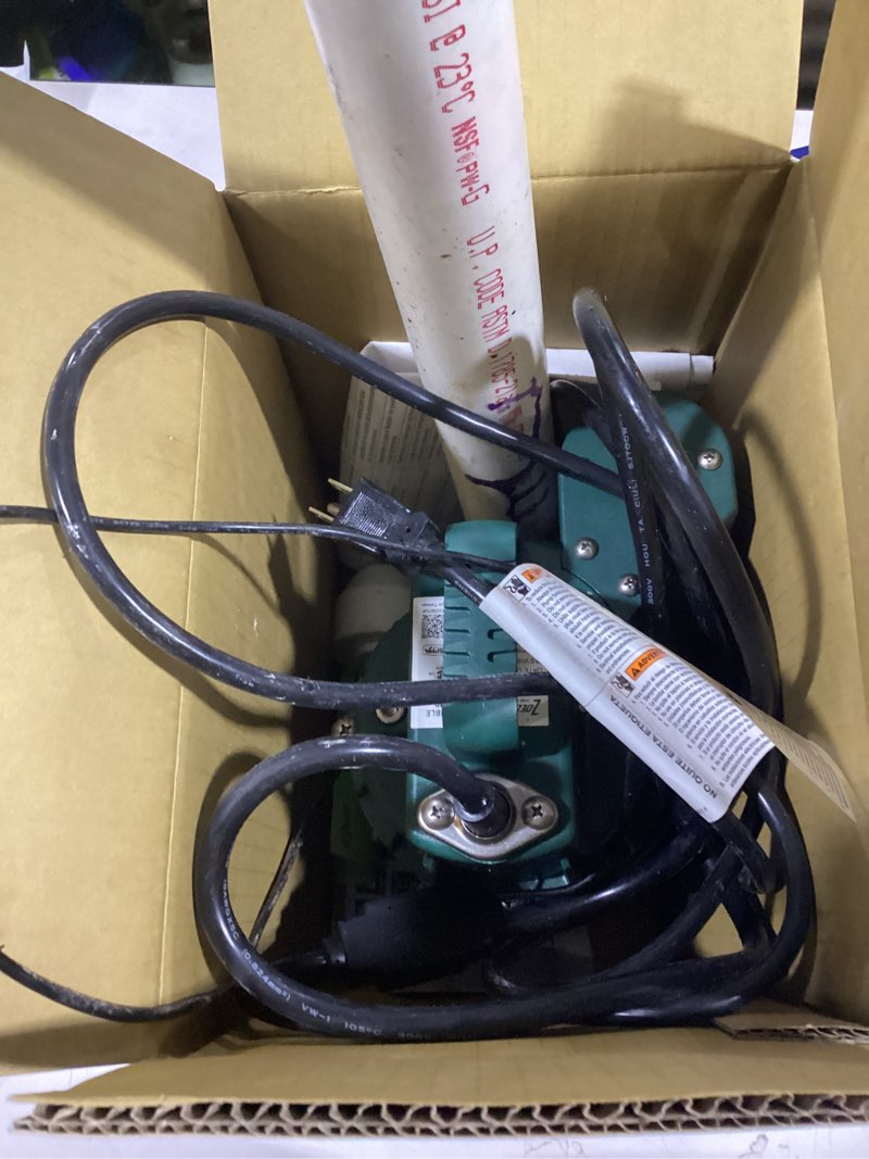 Condition photo showing As Is for  Zoeller 1099-0001 pumps - View #3 Zoeller 1099-0001 pumps - View #4  View All Images 100+ bought last week Zoeller 3/4-HP 115 -Volt 80-Gallon Cast iron Submersible sump pump