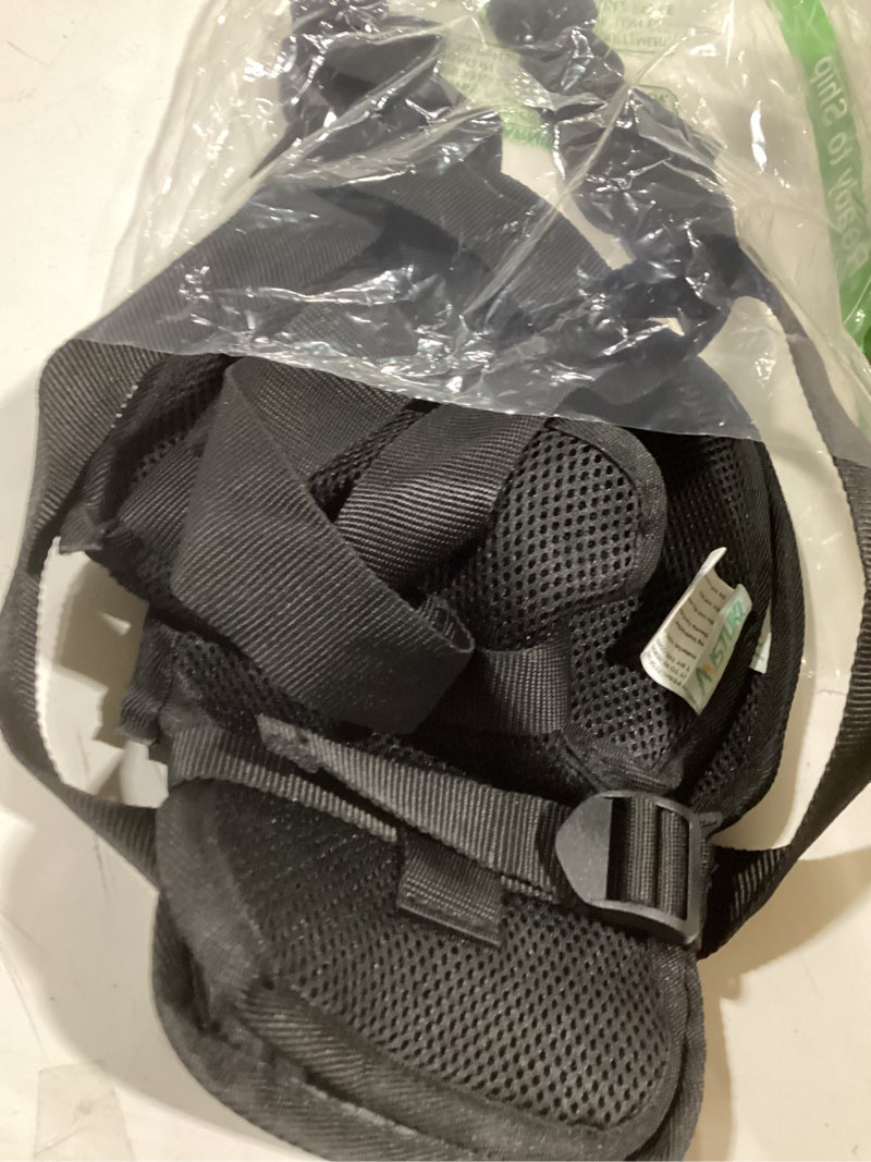 Condition photo showing Good Condition for Bed Restraints Dementia Gloves Safety Hand Control Mitts Medical Bondage Locking Mittens Patients Caregivers Elderly Protectors Product, Prevent Scratching Harm, 1 Pair Dual Purpose, Black