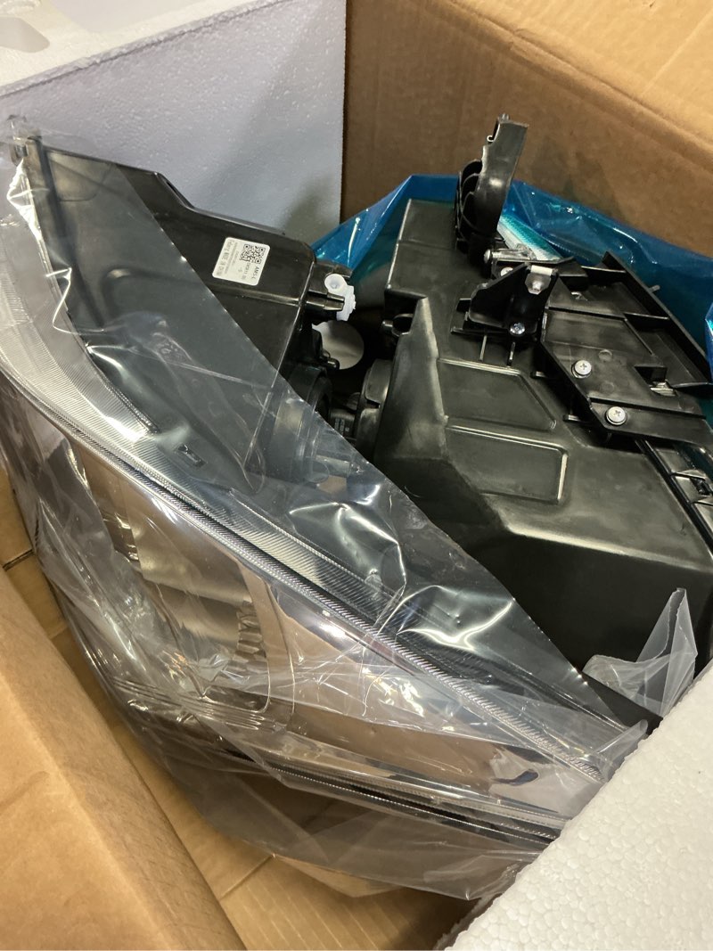 Condition photo showing Good Condition for headlights assembly w/bulbs for 2011-2015 chevy cruze diesel/2015 cruze l/2016 limited halogen headlamp replacement driver & passenger side chrome | with high & low beam bulbs oe replacement