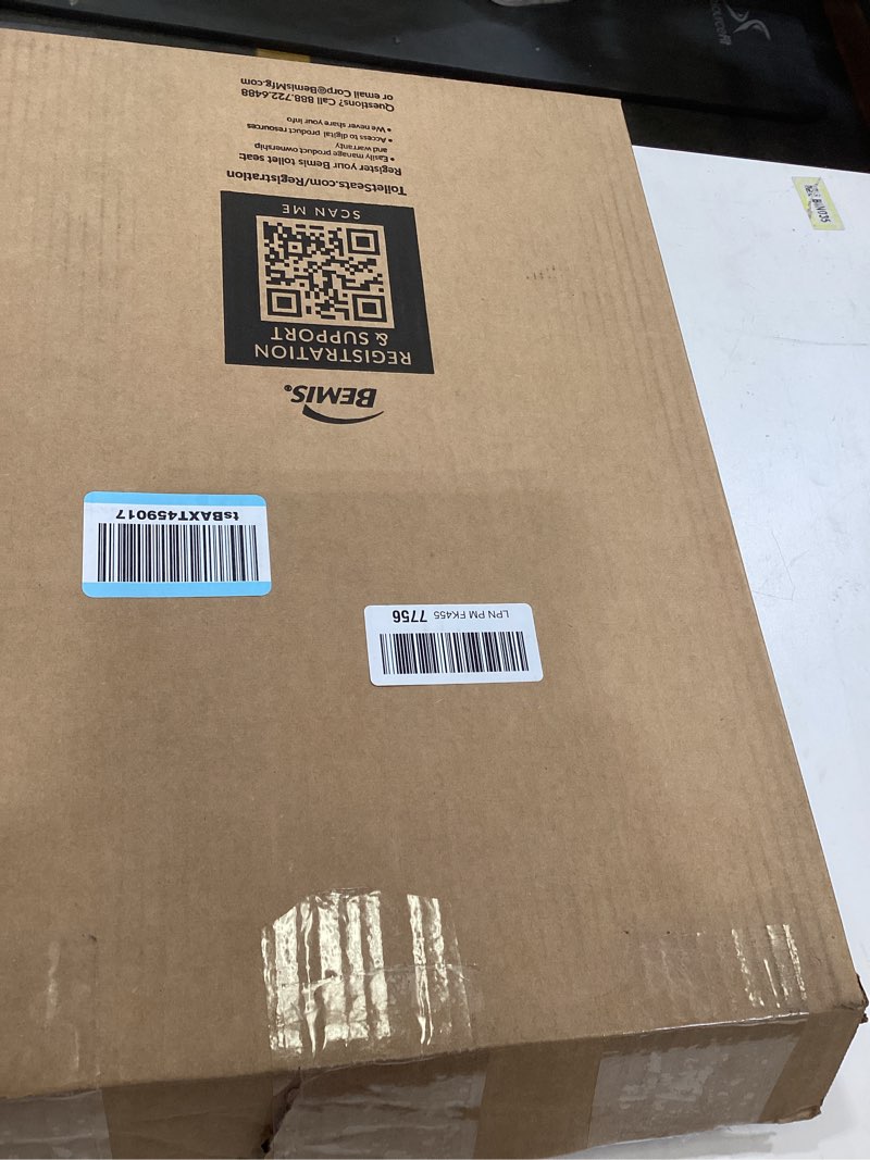 Condition photo showing Good Condition for Mayfair Linden Slow Close Toilet Seat, Non Slip Heavy Duty Wood, Easy Install, Elongated, White Elongated Traditional Hinge