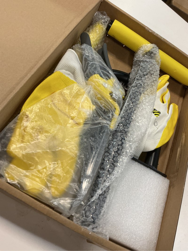 Condition photo showing Good Condition for jardineer hand edger, saw-tooth garden edger, half moon step edger manual lawn edger set